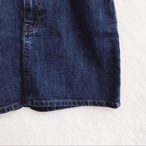GAP Blue Dark Wash 5-Pocket Denim Mini Skirt - Picture 3 of 8